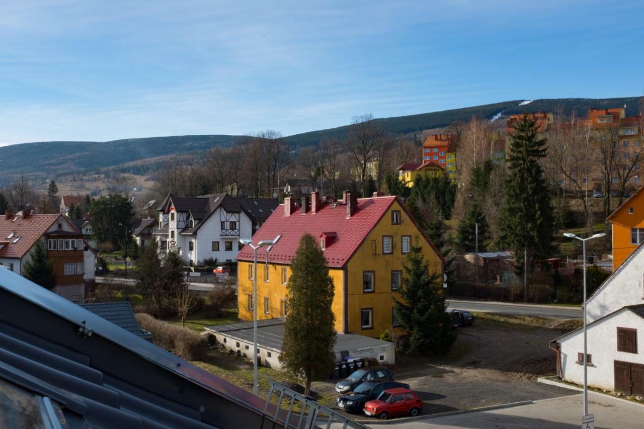 Apartament Rodzinny Plus Mountain Aparts Świeradów-Zdrój Екстериор снимка